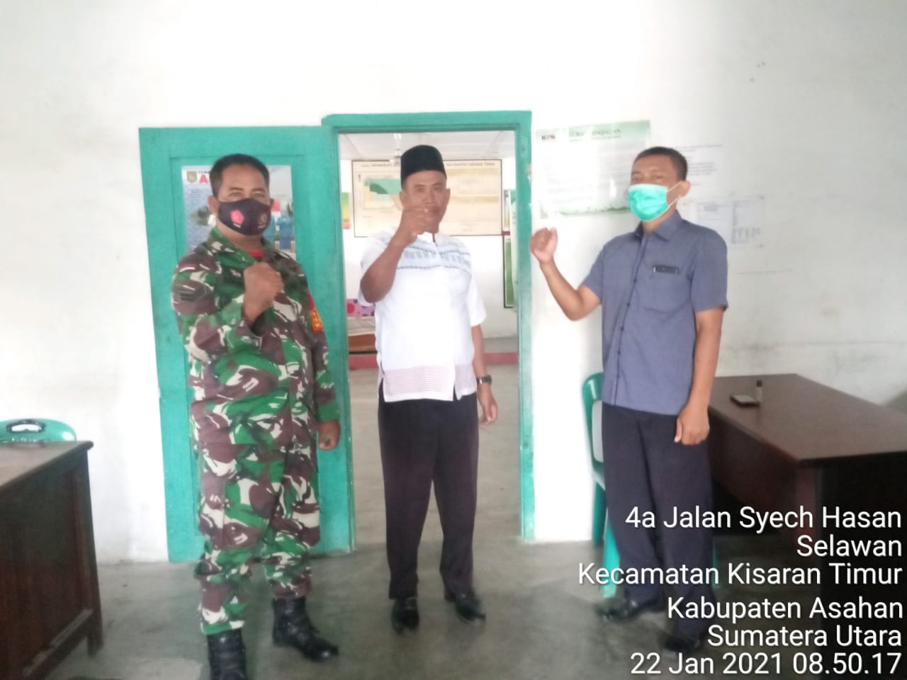 Dengan Cara Komsos Eratkan SIlaturahmi, Personel Jajaran Kodim 0208/Asahan Bersama Perangkat Kelurahan