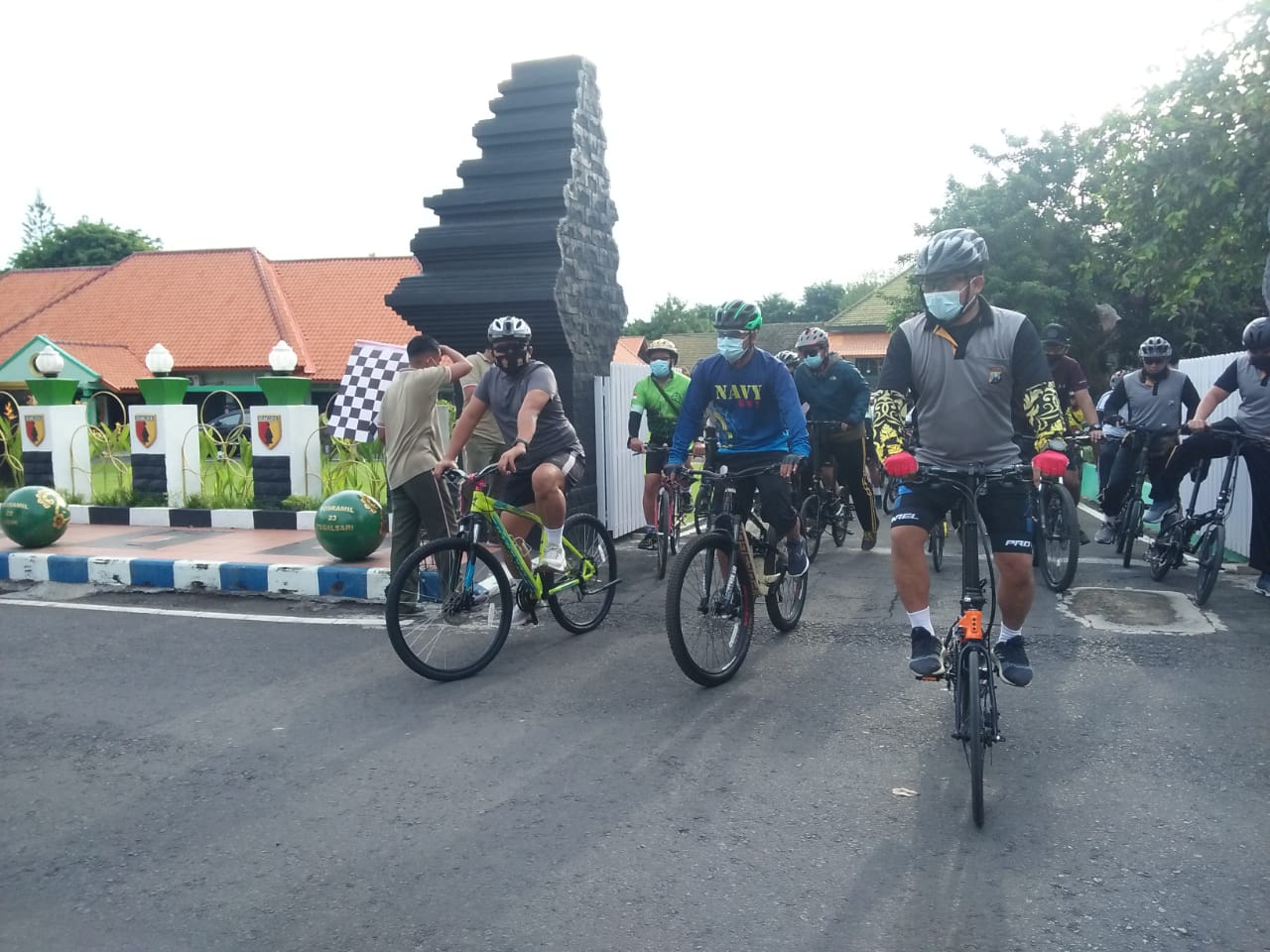 Gowes Bareng TNI-POLRI Banyuwangi di Masa Pandemi Covid-19