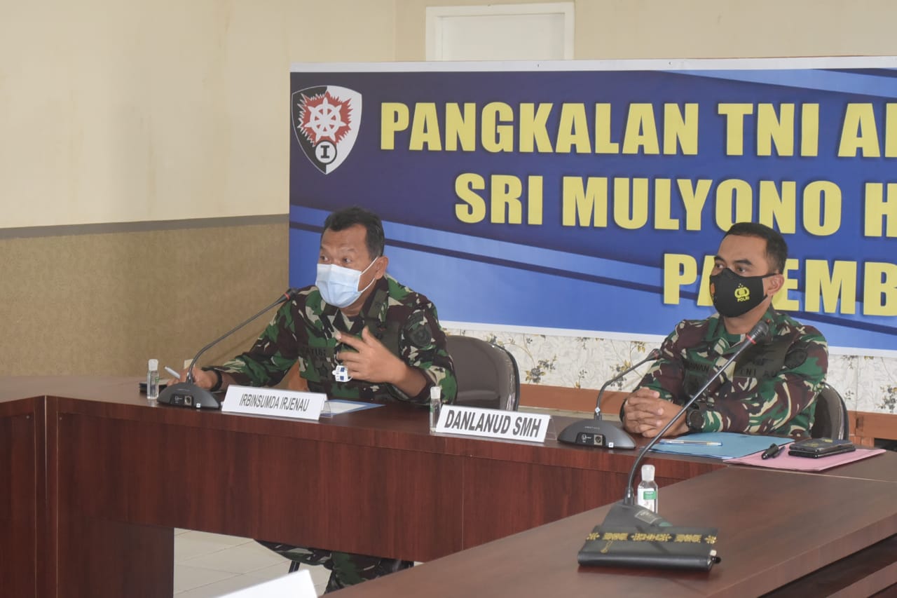 Kunker Itjenau di Lanud Sri Mulyono Herlambang