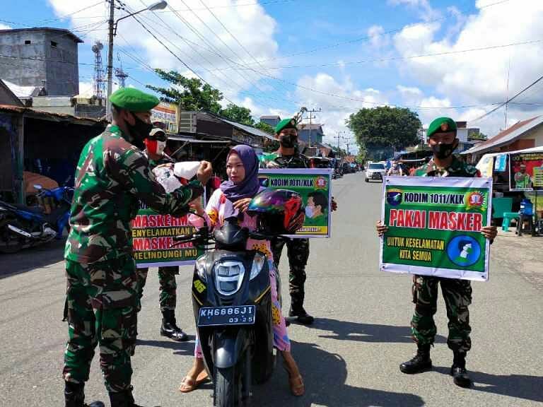 Pantang Menyerah Hadapi Pandemi, Koramil Kahayan Hilir Terus Ajak Masyarakat Patuhi Protkes