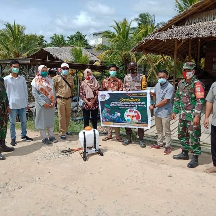 Kampanyekan PPKM Skala Mikro, Koramil Teluk Batang Bersama Satgas Covid-19 Bentuk RT Tangguh