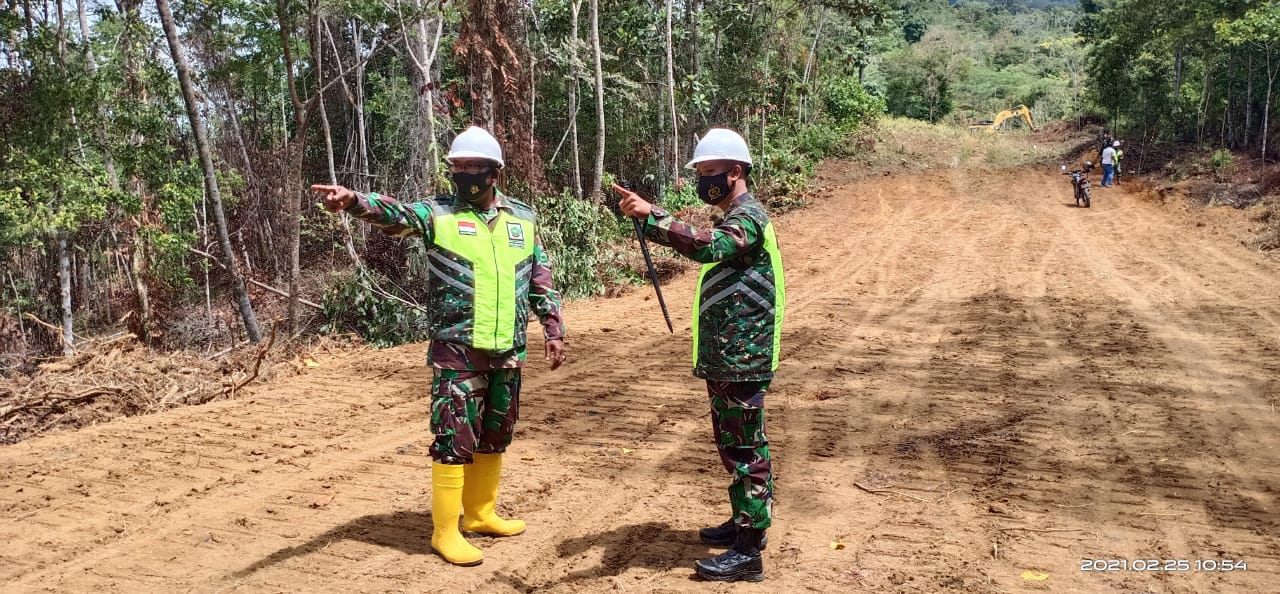 Dandim Natuna Awasi Langsung Pelaksanaan TMMD Ke 110 Tahun 2021