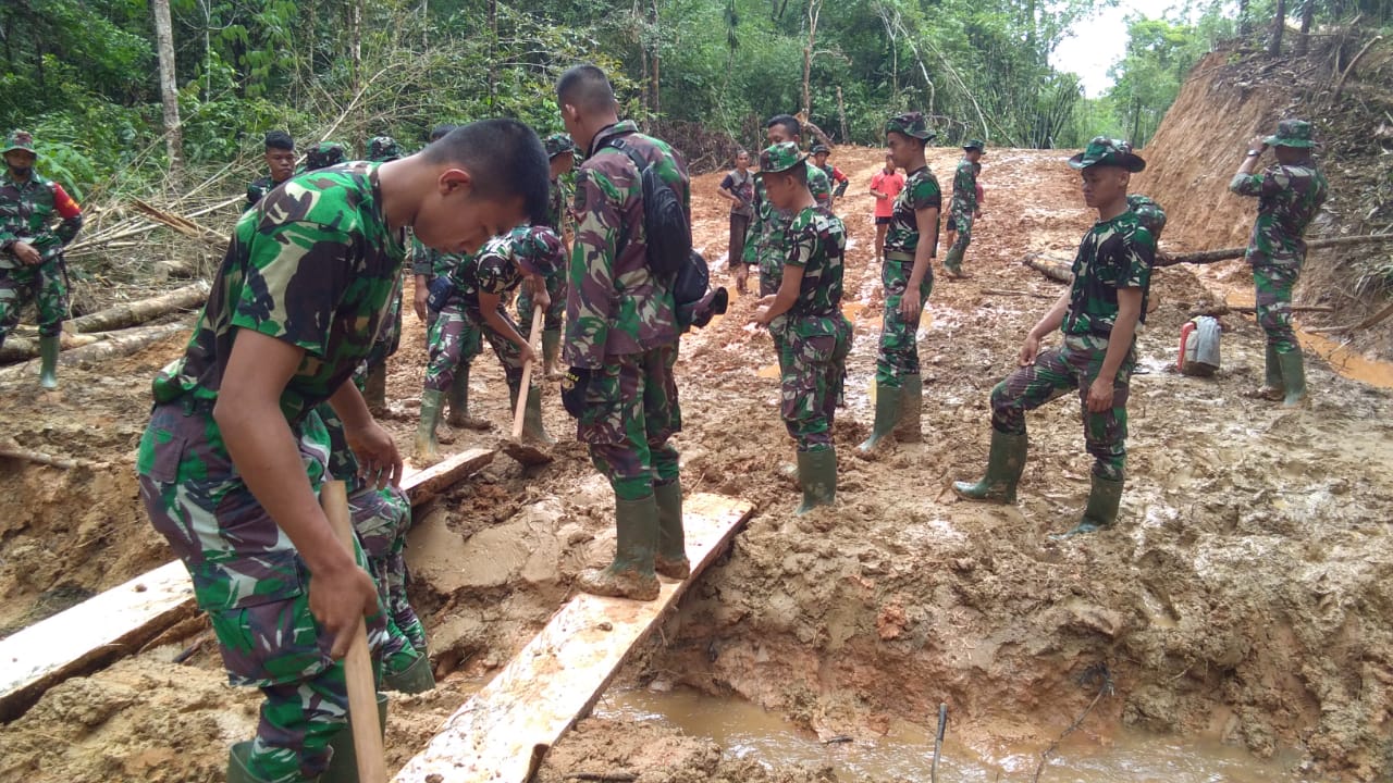 Pasca Pembukaan TMMD Ke-110, Satgas TNI Langsung Serbu Dua Desa di Gunungsitoli