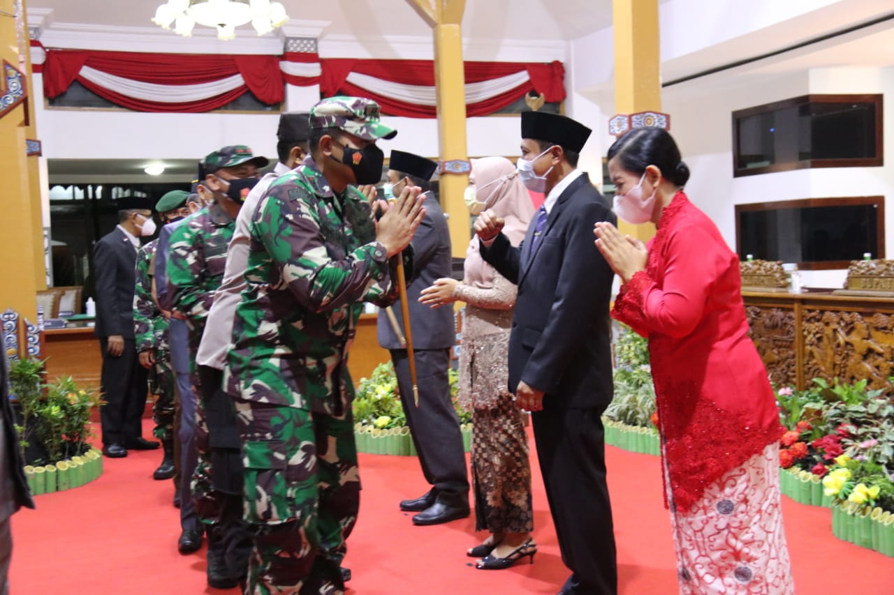 Dandim Ngawi Hadiri Serah Terima Jabatan Bupati Ngawi