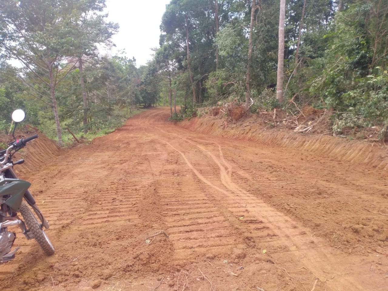 Jalan Baru Penghubung Dua Desa Program TMMD 110/Natuna Menjadi Harapan Masyarakat