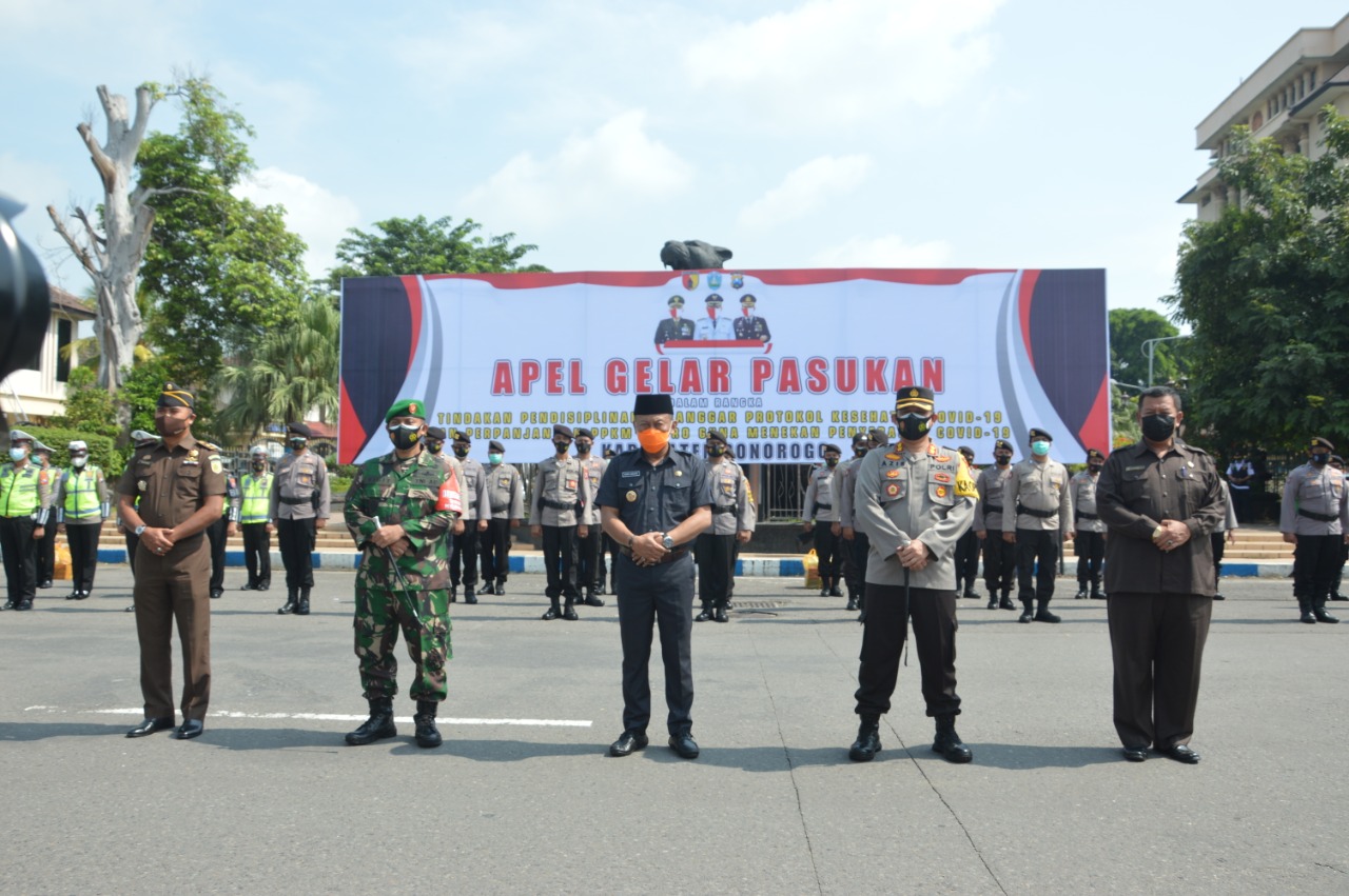 Dandim 0802/Ponorogo Hadiri Apel Gelar Pasukan Dalam Rangka Pendisiplinan Protokol Kesehatan