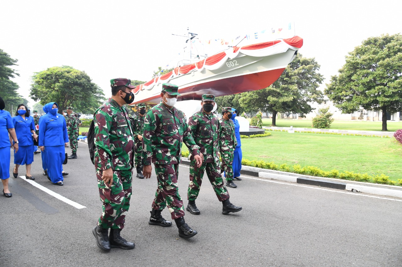 Di AAL, Kasal Resmikan Monumen Kapal KRI Matjan Tutul