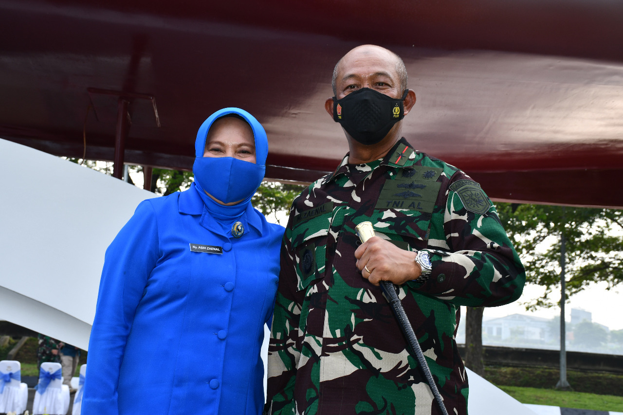 Danlantamal V Hadiri Peresmian Monumen KRI Matjan Tutul Oleh Kepala Staf TNI Angkatan Laut