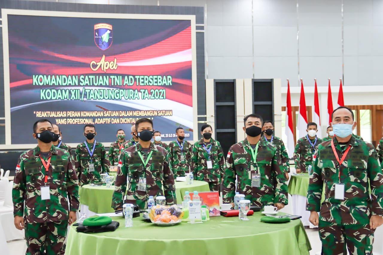 Pangdam Buka dan Pimpin Apel Dansat TNI AD Tersebar TA. 2021 Kodam XII/Tpr