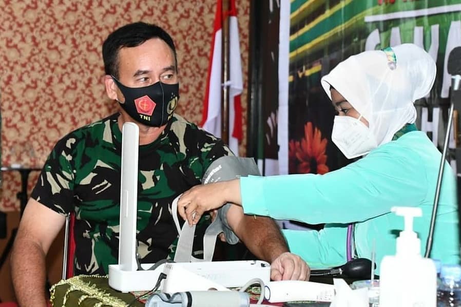 Prajurit Divif 3 Kostrad Terima Vaksinasi Covid-19