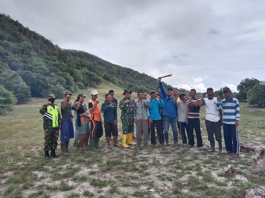 Giat Gotong – Royong Tempat Objek Wisata Air Terjun Gunung Ranai Program TMMD