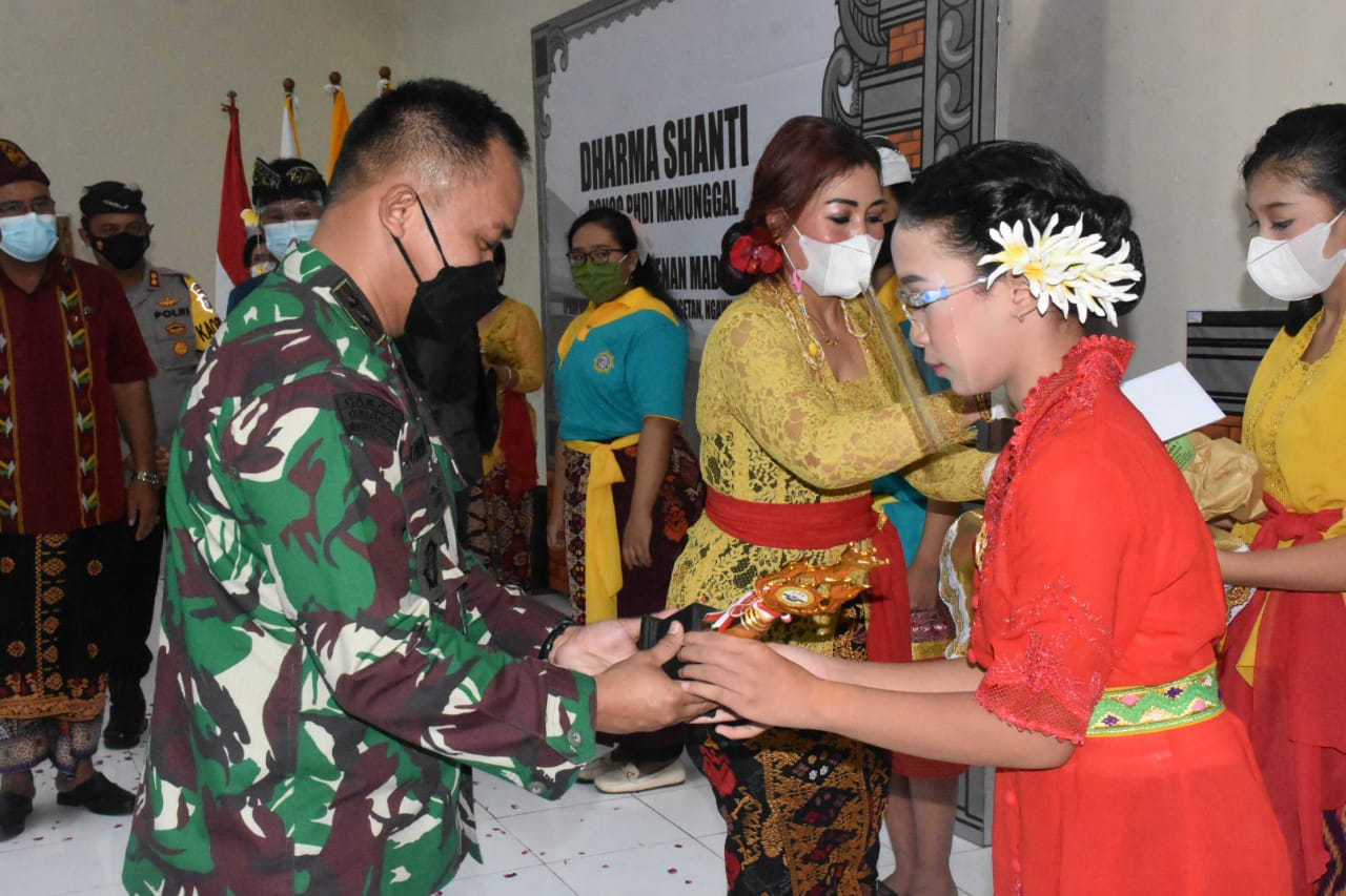 Dandim 0803/Madiun Hadiri Perayaan Hari Raya Nyepi Tahun 2021/1943 Saka