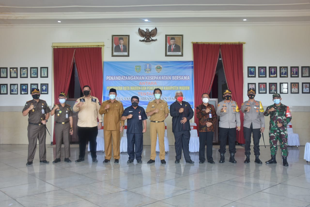 Dandim 0803/Madiun Hadiri Penandatanganan Kesepakatan Kerjasama Pembangunan Di Bakorwil I Madiun