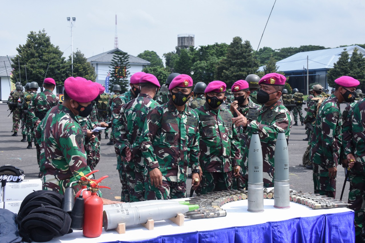 Brigjen TNI (Mar) Hermanto Pimpin Apel Gelar Kesiapan Latpasrat Korps Marinir Tahun 2021