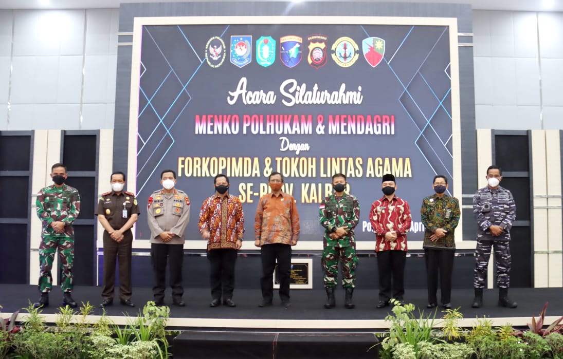 Pangdam XII/Tpr dan Forkopimda Dampingi Menkopolhukam dan Mendagri Tatap Muka dengan Tokoh Lintas Agama