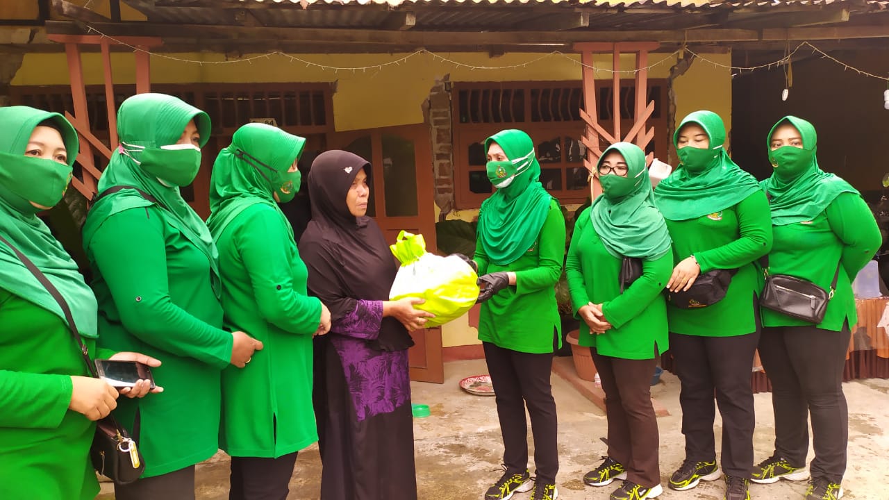 Persit Kodim Tulungagung Bantu Ringankan Beban Korban Bencana Gempa