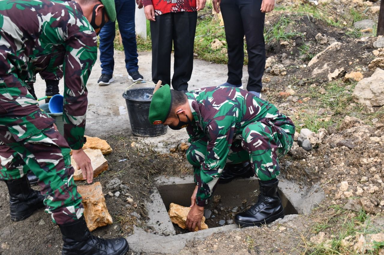 Kasrem 142/Tatag Meletakkan Batu Pertama Pembangunan Gereja