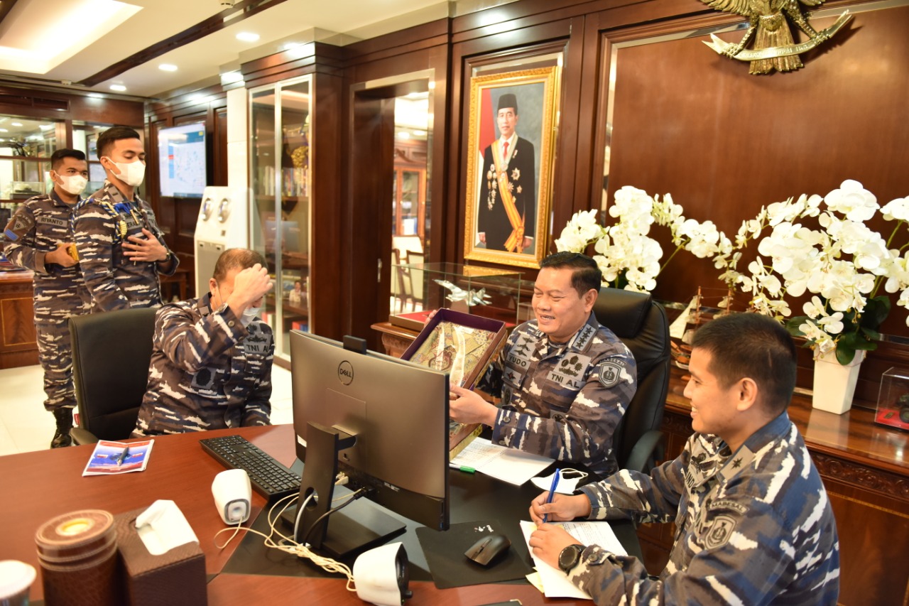 Kasal Vicon dengan Chief of Navy Republic of Singapore Navy (RSN)