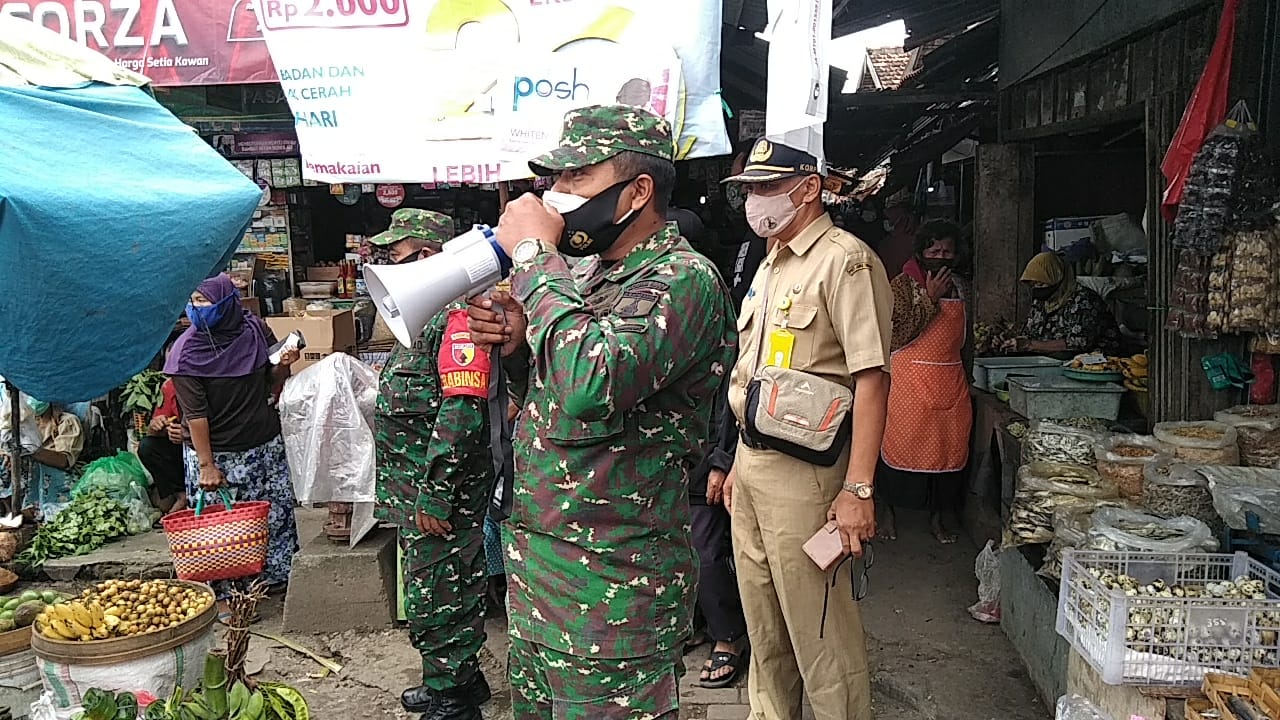 Koramil 0803/12 Dolopo Terus Laksanakan Sosialisasi dan Edukasi Prokes