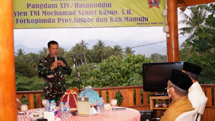 Pangdam Hasanuddin Silahturahmi Bersama Forkopimda Provinsi Sulbar dan Kabupaten Mamuju