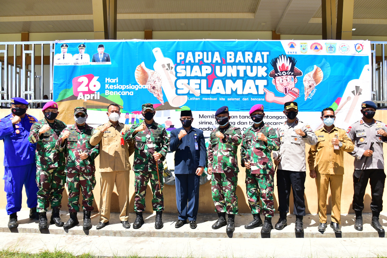 Papua Barat Daerah Rawan Bencana, TNI AL Bersama BPBD dan Polri Gelar Peralatan dan Pasukan