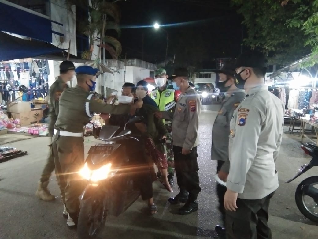 Pasar Murakata Barabai Sasaran Operasi Yustisi Malam Hari