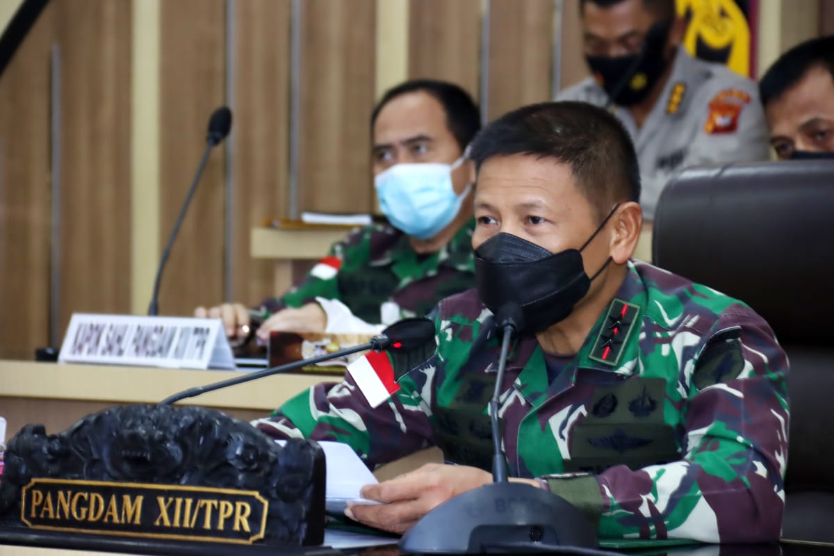 Pangdam XII/Tpr Berikan Pembekalan Pasis Dikreg XLVIII Sesko TNI Dalam Rangka Geladi Waskita Dharma