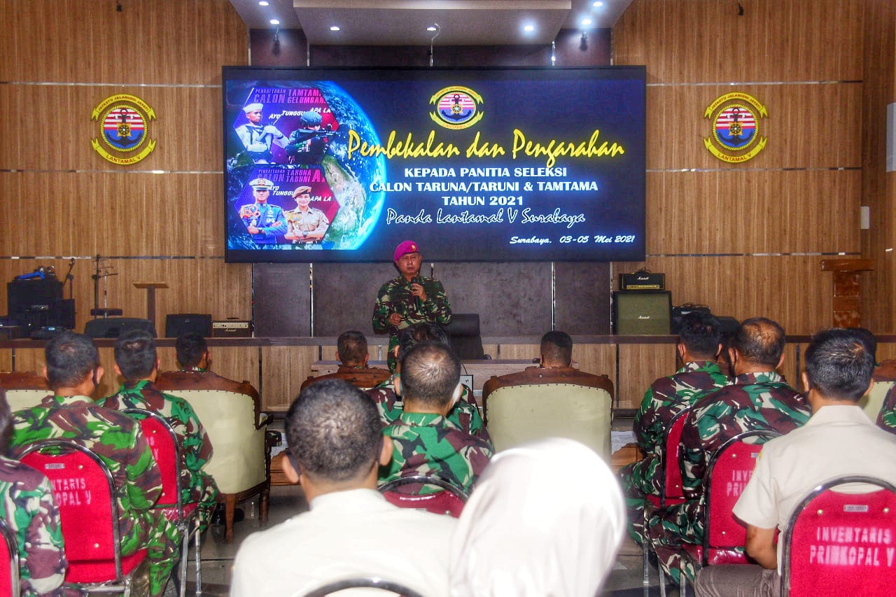 Pengarahan dan Pembekalan Panitia Seleksi Penerimaan Calon Taruna/Taruni AAL dan Tamtama TNI AL Panda Surabaya