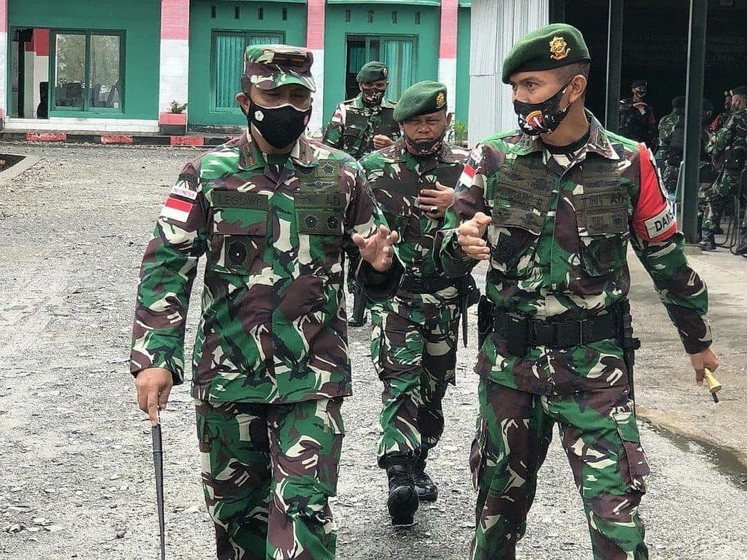 Satgas Pamtas RI-RDTL Sektor Barat Yonarmed 6 Kostrad Terima Kunjungan Dari Dankolakops