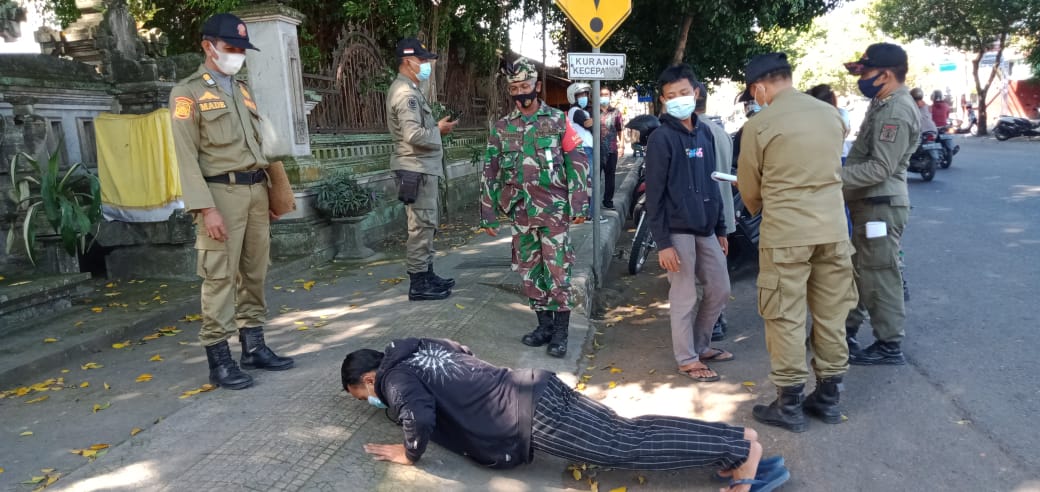 Jelang Hari Raya Idul Fitri, Operasi Yustisi dan Penyemprotan Desinfektan di Masjid dan Mushola