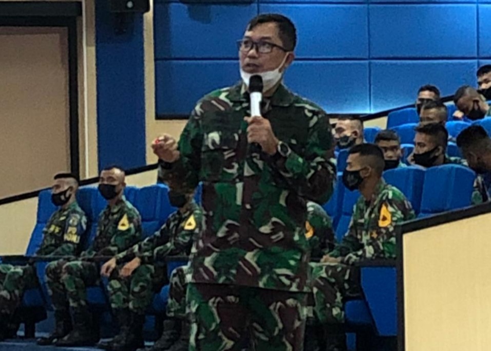 Kadepmar AAL Beri Pembekalan Seluruh Taruna Korps Marinir