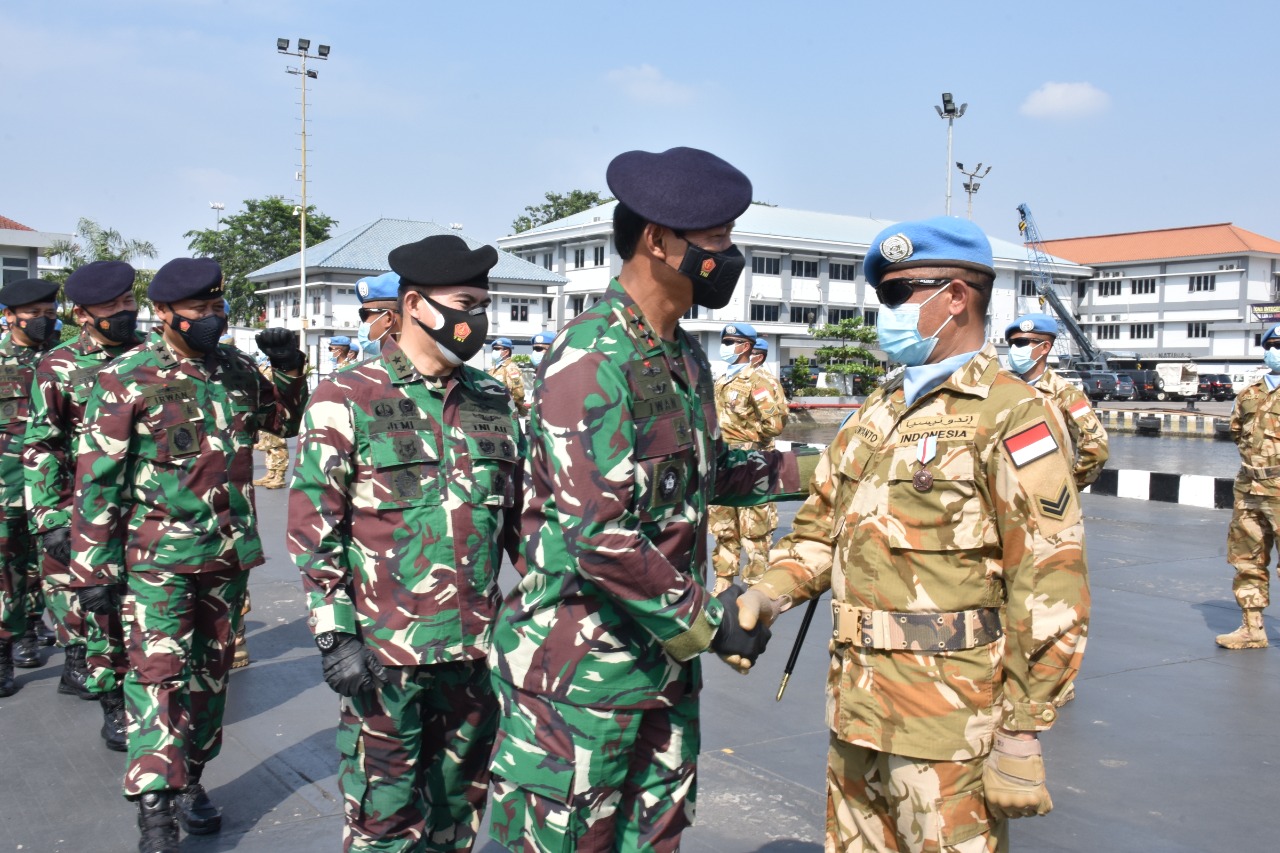 Pangkoarmada II Hadiri Penyambutan Satgas MTF Unifil KRI SHN-366