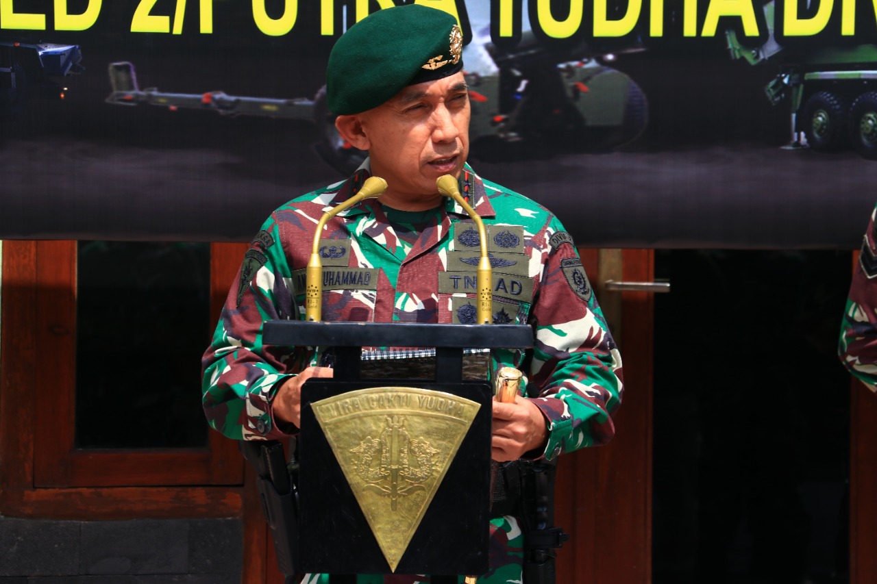 Pangdivif 2 Kostrad Pimpin Pengesahan Resimen Armed 1/PY/2 Kostrad Menjadi Resimen Armed 2/PY/2 Kostrad