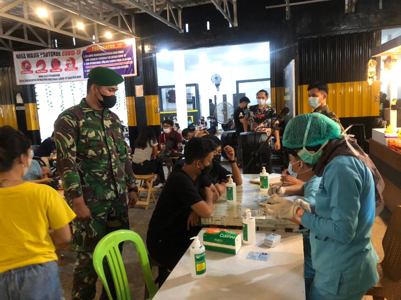 Hasil Swab Antigen, 3 Orang Reaktif Dalam Operasi PPKM Mikro Kecamatan Jekan Raya