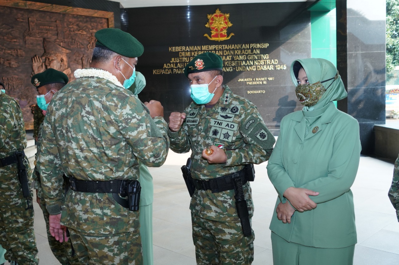 Pangdivif 2 Kostrad Hadiri Acara Pisah Sambut Panglima Kostrad di Jakarta