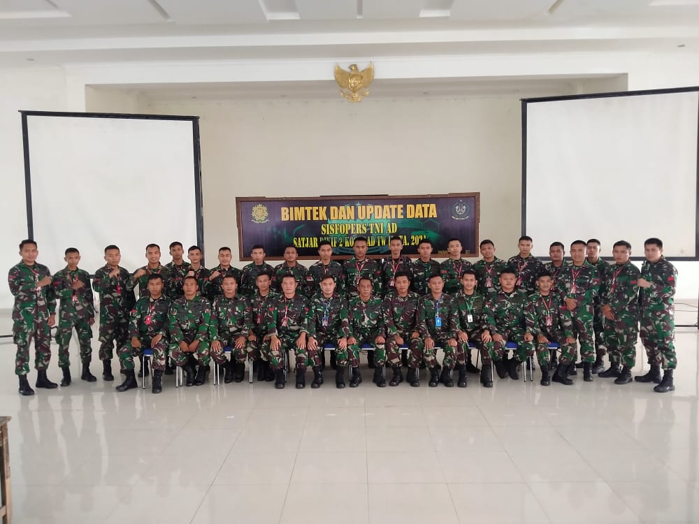 Kainfolahta Divif 2 Kostrad Membuka Bimtek Aplikasi Sisfopers Triwulan II TA 2021