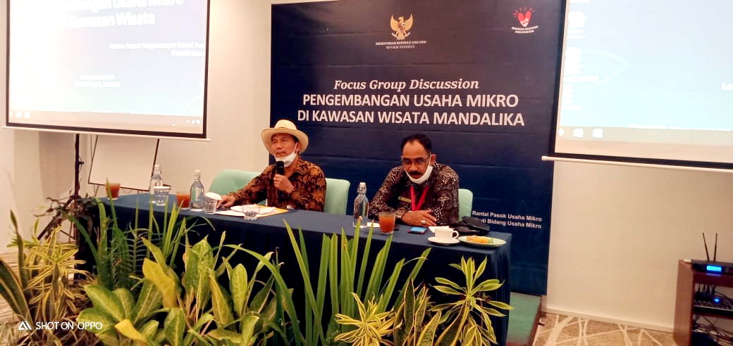 KemenkopUKM Gelar FGD Pengembangan Usaha Mikro di Kawasan Wisata Mandalika