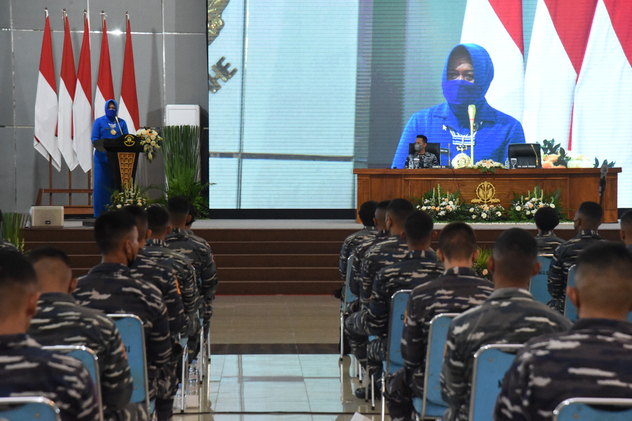 Jelang Tupdik, Taruna Tingkat lV Terima Pembekalan Ibu Asuh Taruna AAL