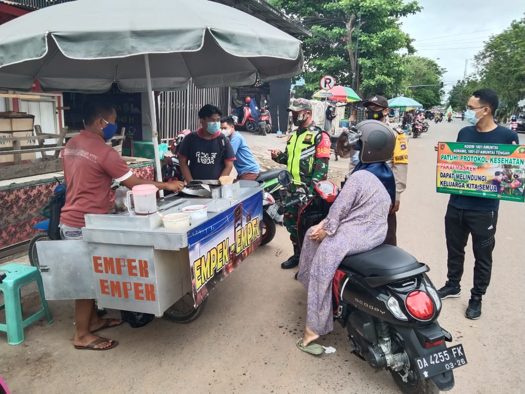 Koramil 1001-07/Amuntai Tengah Laksanakan Operasi PPKM Mikro