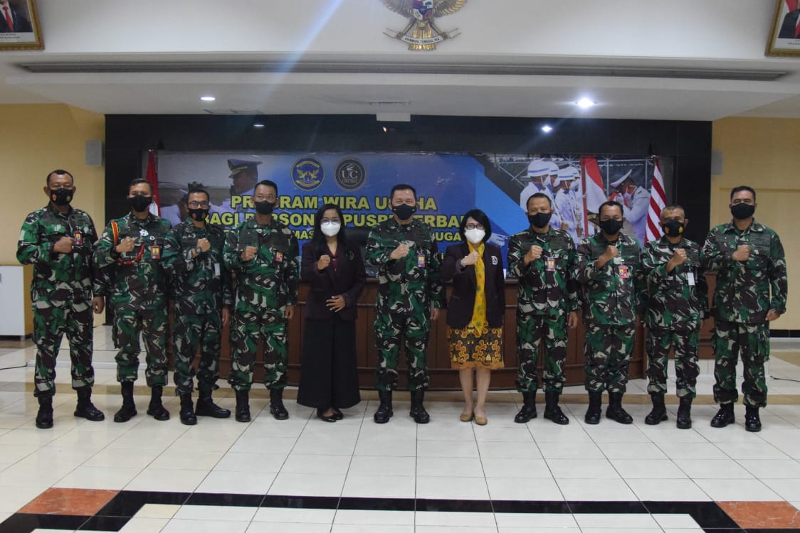 Komandan Pusat Penerbangan TNI Angkatan Laut Buka Program Pelatihan Wira Usaha