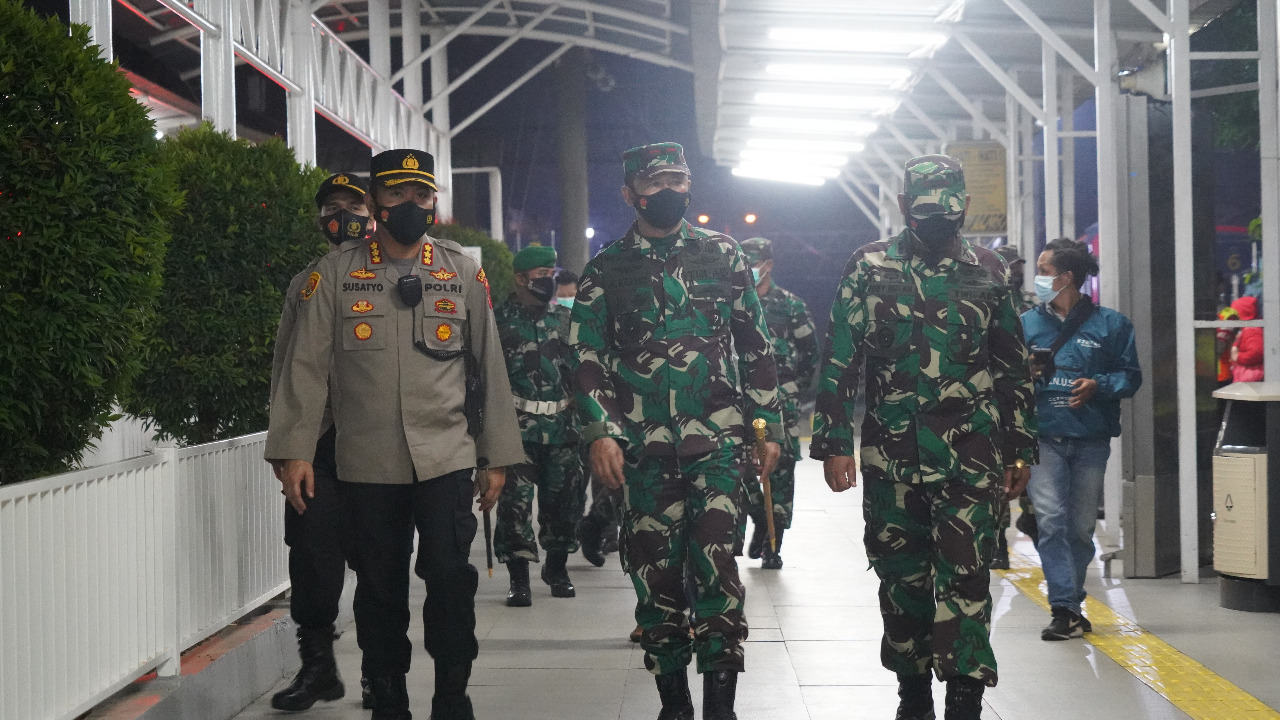 Danrem 061/Sk Pimpin Apel Gabungan TNI POLRI Penegakan Protkes