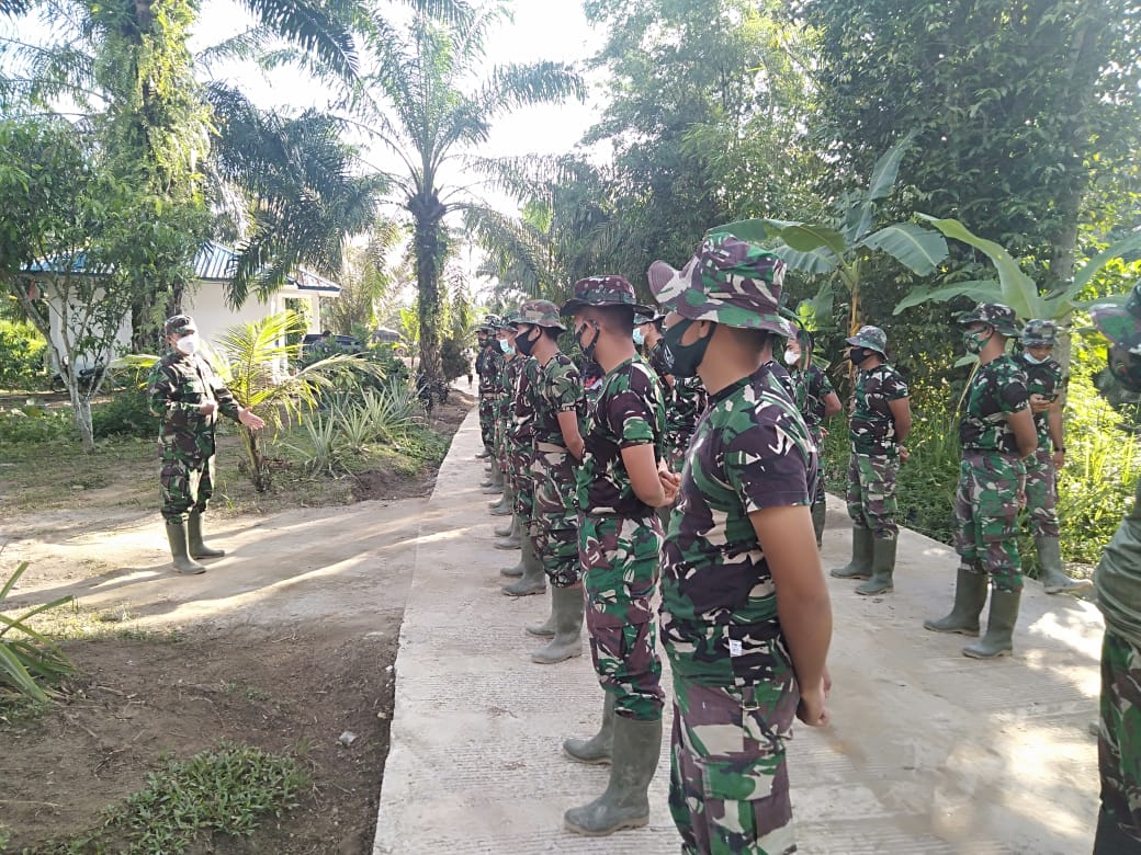 Pelihara Terus Kemanunggalan TNI-Rakyat di Lokasi TMMD Kodim 0204/DS