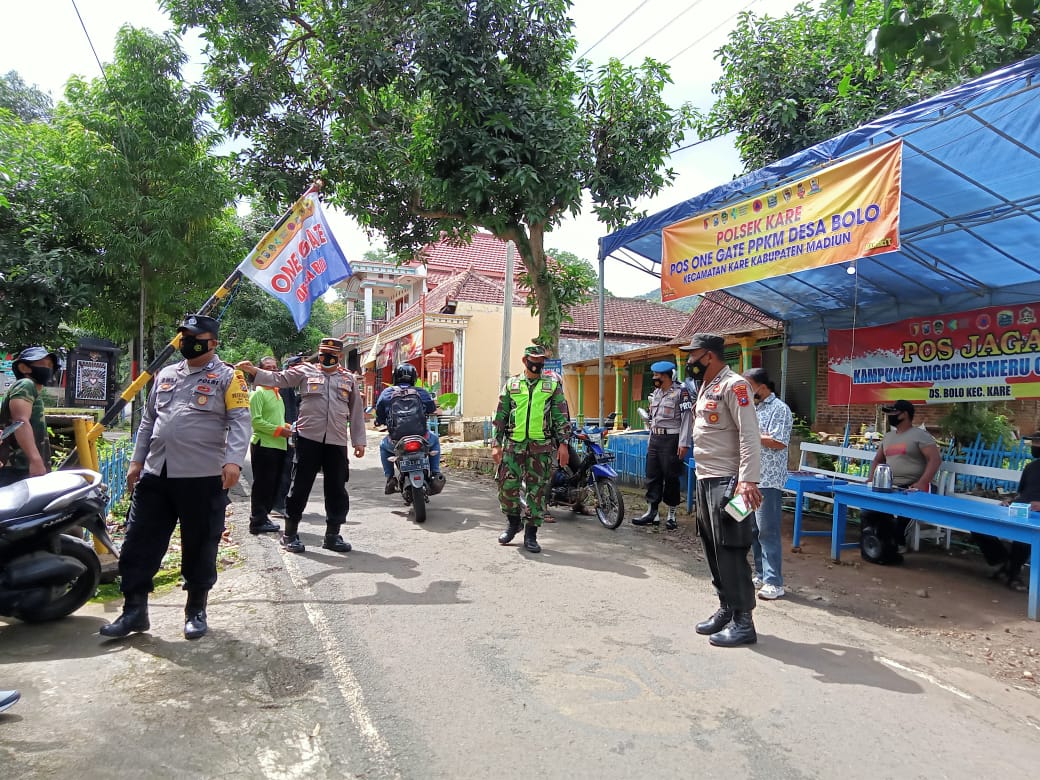 Cegah Penyebaran Covid-19, Koramil 0803/07 Kare Bersama Tiga Pilar Gelar Operasi Yustisi Dan Perketat One Gate Sistem