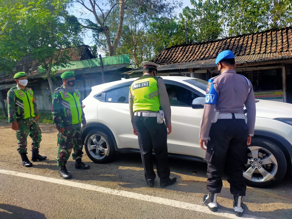 Gencar Laksanakan Operasi Yustisi Dan Penyekatan, Dandim Madiun Menghimbau Jajaranya Pahami Inmendagri