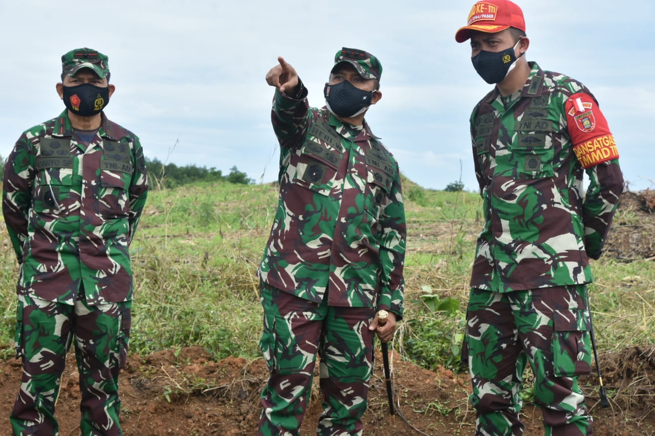 Puji Kinerja Satgas TMMD Ke-111 Kodim 0904/Paser, Mayjen TNI Heri Wiranto: Over Prestasi