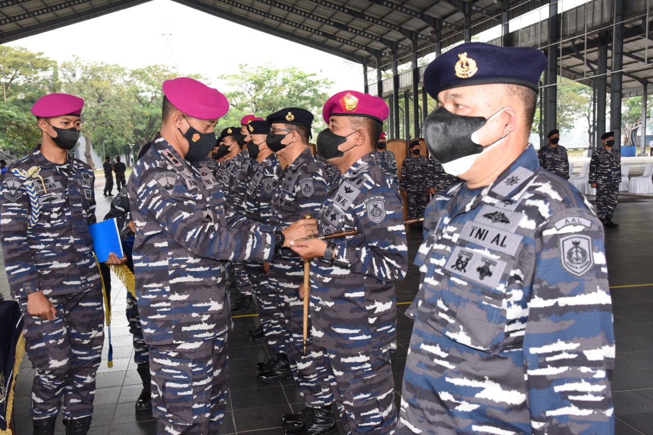 Gubernur AAL Pimpin Sertijab Lima Jabatan Strategis Dijajarannya