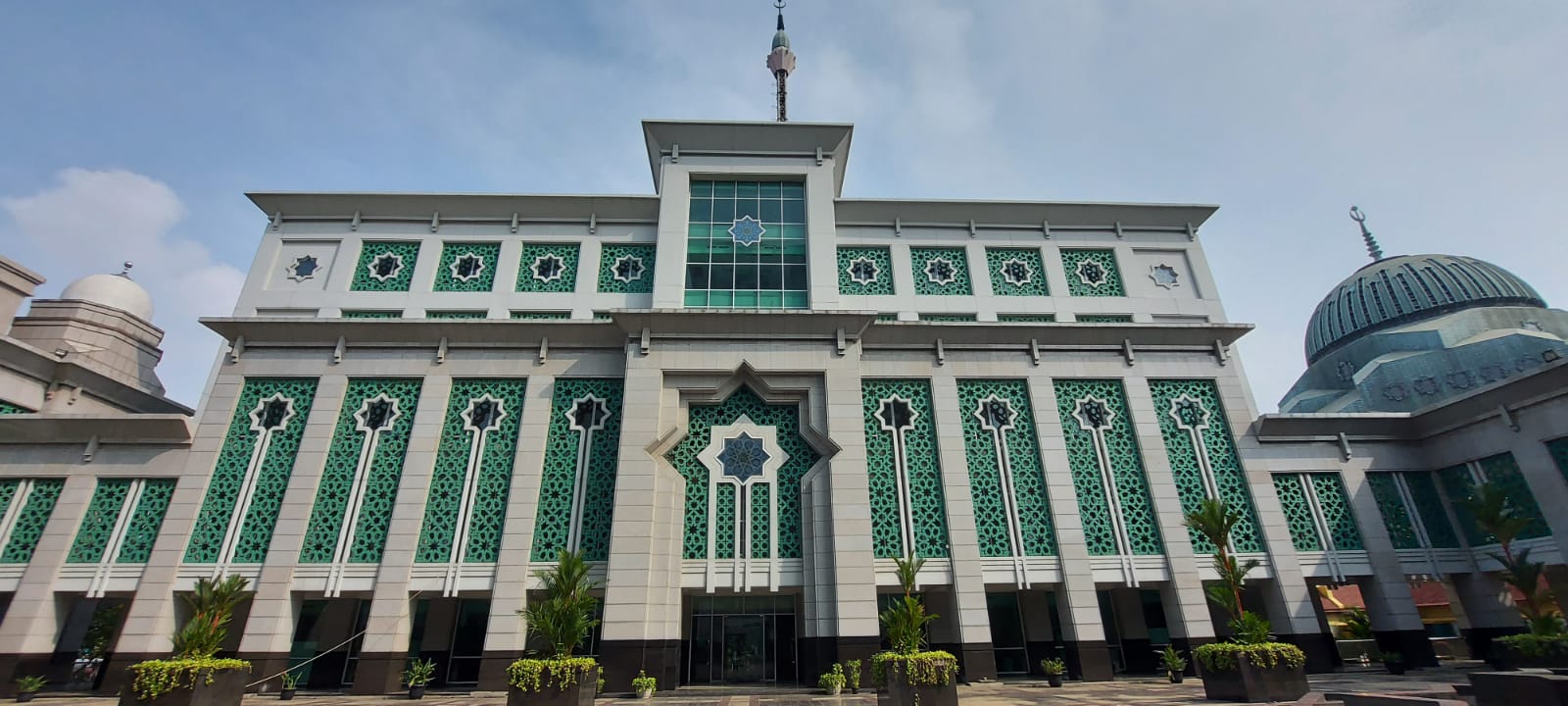 Panduan Melaksanakan Shalat Idul Adha di Rumah