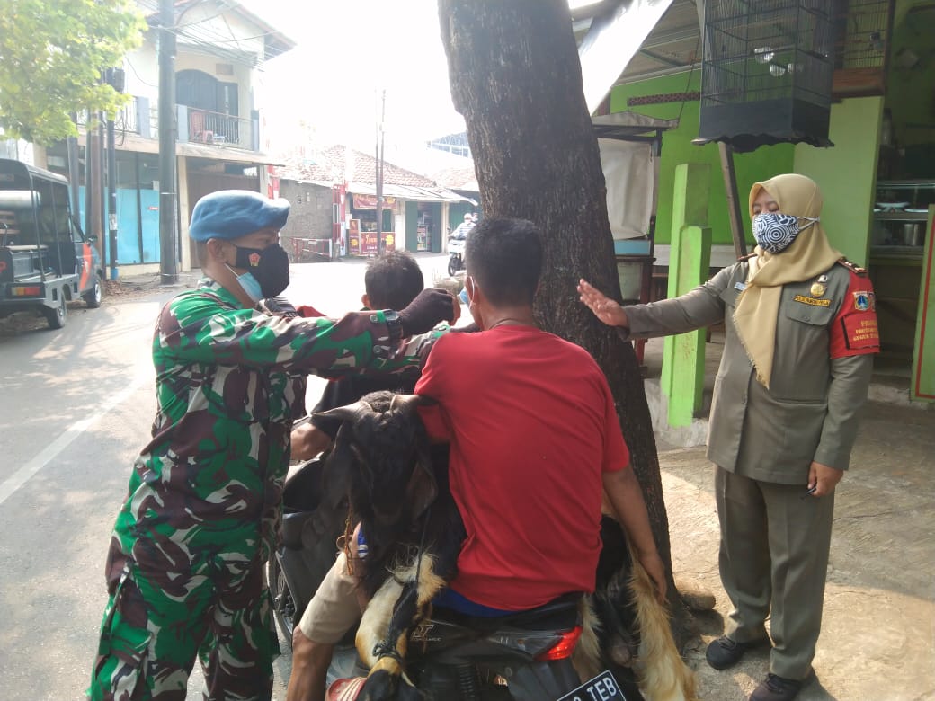 Cegah Penyebaran Covid -19, Babinpotdirga Lanud Halim Kembali Lakukan Penertiban Prokes