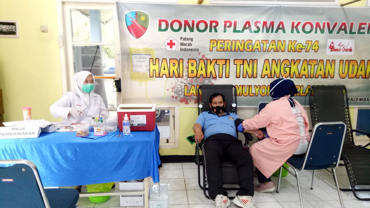 Jelang Hari Bakti TNI AU ke-74, Lanud SMH Gelar Donor Darah Plasma