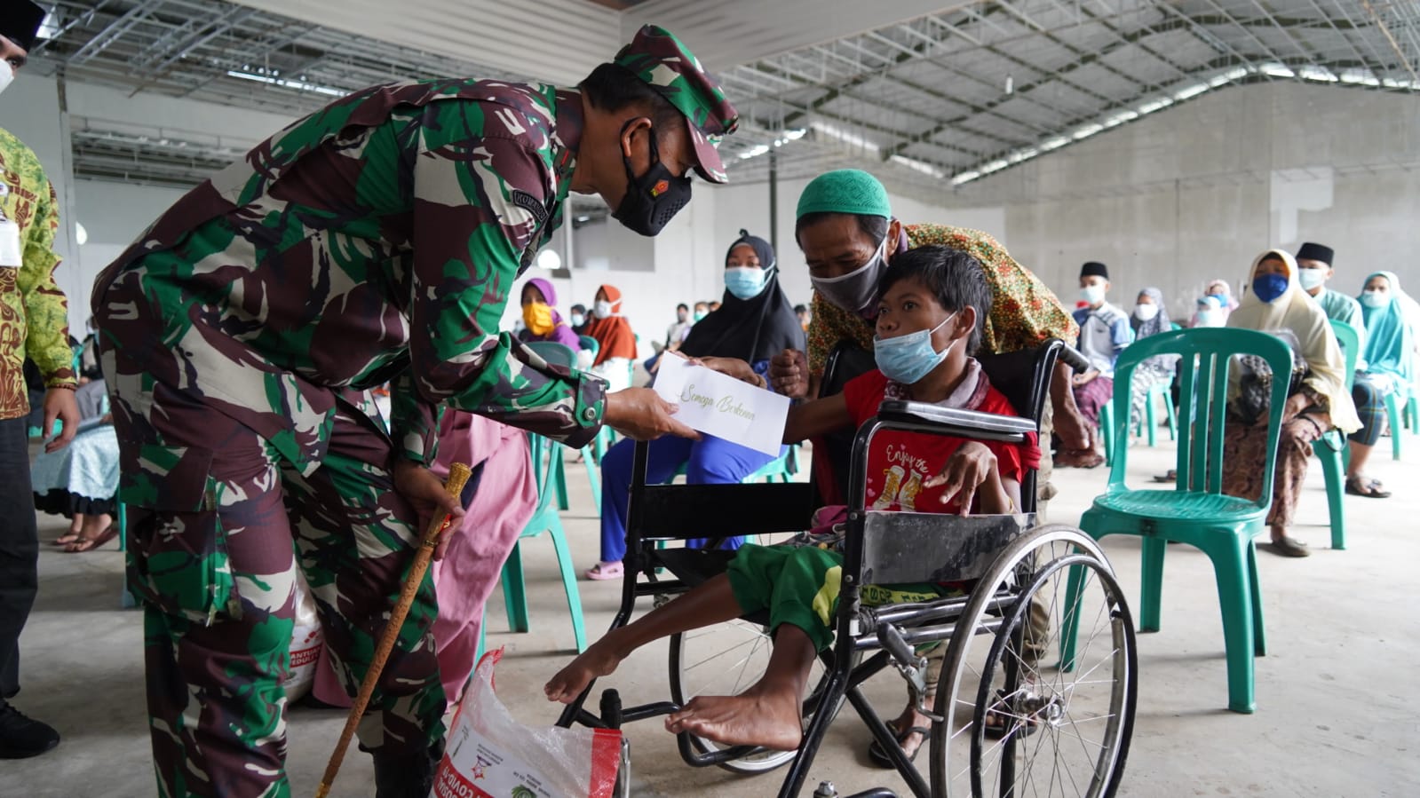 Dampak Covid 19, Brigjen TNI Achmad Fauzi Rutin Santuni Yatim, Dhuafa dan Disabilitas